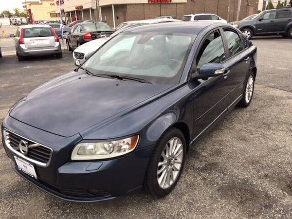 2005-2013 Volvo all makes 4500 up - cars & trucks - by dealer -... for sale in Cranston, CT – photo 3
