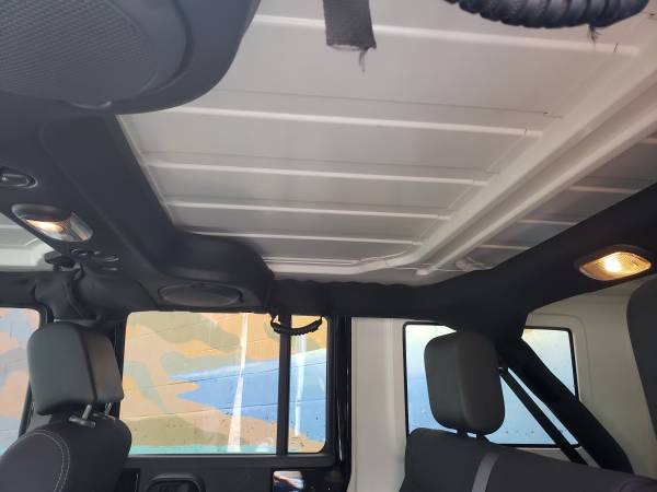 2010 Jeep Wrangler Unlimited Mountain Edition - - by for sale in Saint Joseph, MO – photo 13