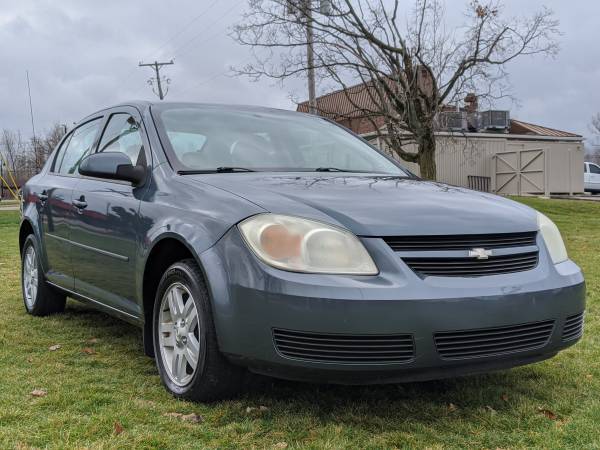 2005 Chevrolet Cobalt LS - PERFECT CARFAX! NO ACCIDENTS! CLEAN... for sale in Mason, MI – photo 4