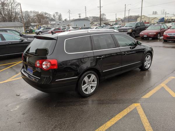 2010 VW Passat Wagon - cars & trucks - by dealer - vehicle... for sale in Evansdale, IA – photo 4