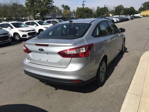 2013 Ford Focus Se - cars & trucks - by dealer - vehicle automotive... for sale in Victor, NY – photo 4