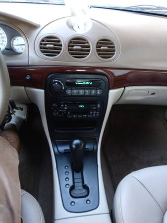 99 Chrysler 300m Titulo limpio, 1dueno, muy pocas millas, como nuevo for sale in South San Diego, CA – photo 18