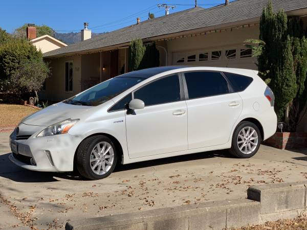 2013 Toyota Prius V - cars & trucks - by owner - vehicle automotive... for sale in Santa Barbara, CA – photo 4