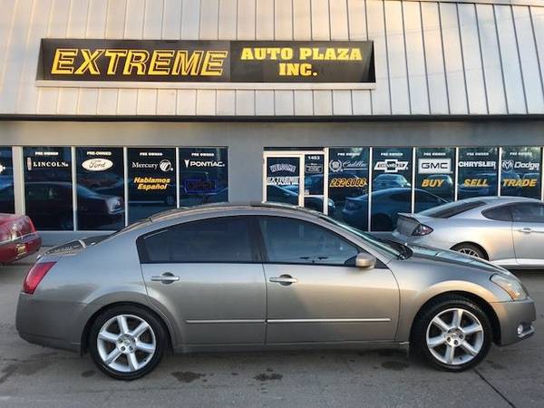 2004 Nissan Maxima SE - cars & trucks - by dealer - vehicle... for sale in Des Moines, IA – photo 5