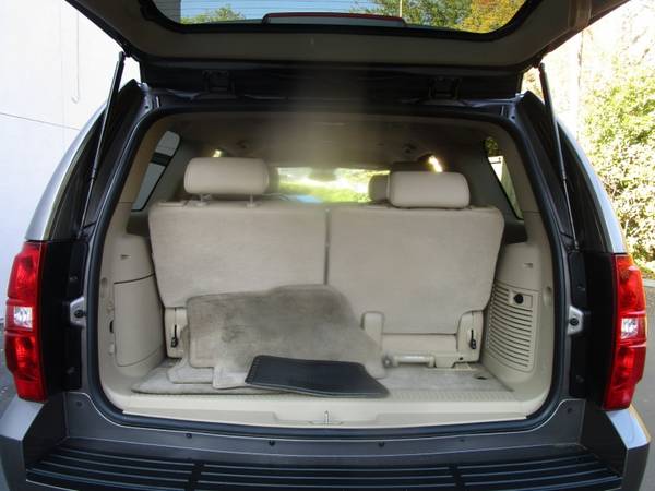 2012 Chevrolet Tahoe 1500 LT - PARKING SENSORS - THIRD ROW SEAT-... for sale in Sacramento , CA – photo 22