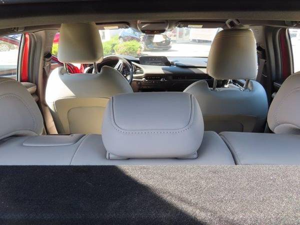 2019 Mazda Mazda3 Hatchback with Preferred Pkg - hatchback - cars & for sale in Cincinnati, OH – photo 23