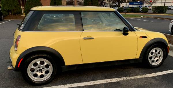 2004 Mini Cooper 5-Speed Stick Shift *READ* - cars & trucks - by... for sale in Fairfax, District Of Columbia – photo 4
