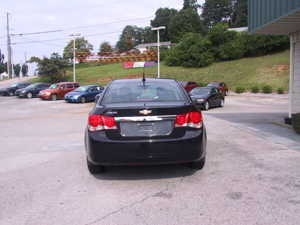 JUST REDUCED 2014 Chevrolet Cruze LS Manual for sale in Knoxville, TN – photo 4