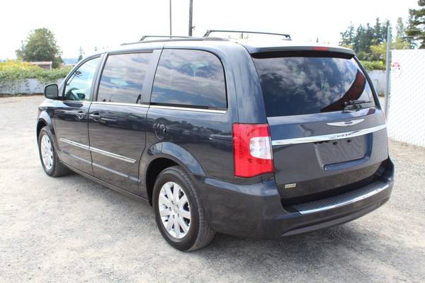 2014 Chrysler Town and Country Touring - cars & trucks - by dealer -... for sale in Burien, WA – photo 10