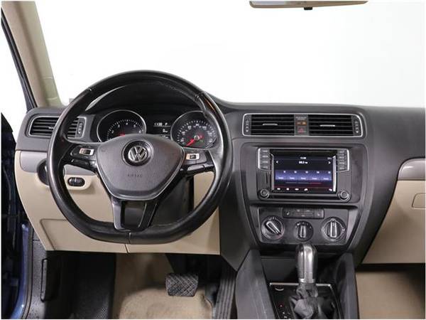 2016 Volkswagen Jetta 1.4T SE - sedan for sale in Burien, WA – photo 14