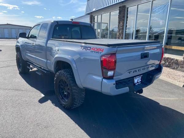 2019 TOYOTA TACOMA - - by dealer - vehicle automotive for sale in Redmond, OR – photo 4