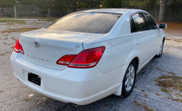 2005 Toyota Avalon XL￼ - cars & trucks - by dealer - vehicle... for sale in West Columbia, SC – photo 4