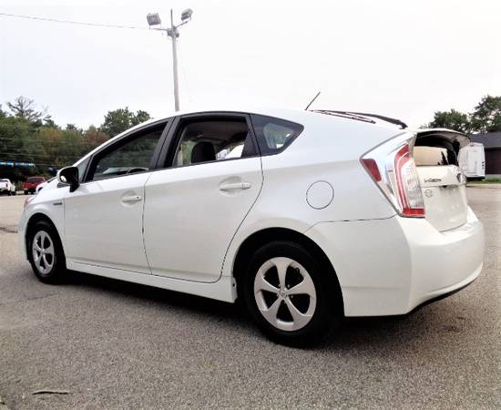 2015 Toyota Prius IV Four All Power Great on Gas Clean IPOD Hybrid for sale in Hampton Falls, ME – photo 5