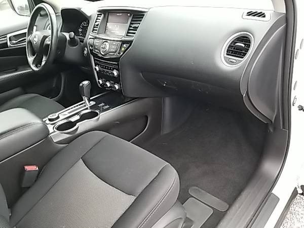 2018 Nissan Pathfinder SV - - by dealer - vehicle for sale in Clanton, AL – photo 19