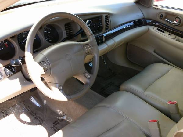 2005 Buick Lesabre Celebration Edition-Heated Leather! Well... for sale in Silvis, IA – photo 11