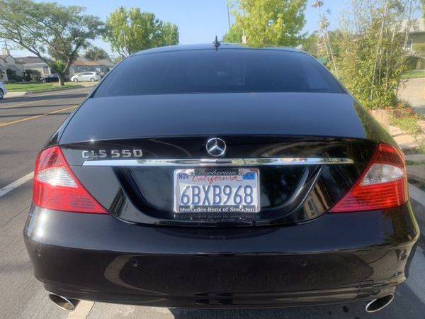 2008 Mercedes-Benz CLS-Class CLS 550 Coupe 4D - FREE CARFAX ON EVERY... for sale in Los Angeles, CA – photo 4