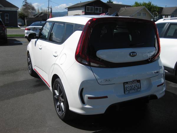 2021 Kia Soul GT-Line Only 2, 000 Miles Like New - - by for sale in Fortuna, CA – photo 2
