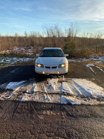 2001 Pontiac Bonneville SSEI - cars & trucks - by owner - vehicle... for sale in Houghton, MI
