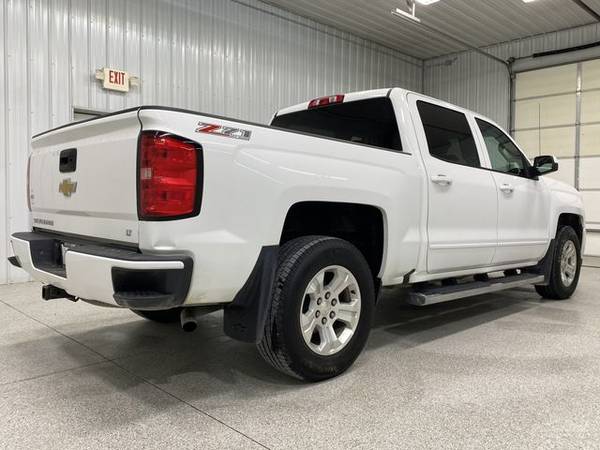 2017 Chevrolet Silverado 1500 Crew Cab - Small Town & Family Owned! for sale in Wahoo, NE – photo 4