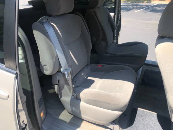 2005 Toyota Sienna LE 3-Row Seat V6 89K Miles Great Condition for sale in Jacksonville, FL – photo 9
