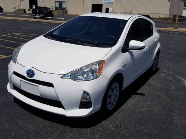 2013 Toyota Prius C Two Loaded w/Options and Great Gas Mileage!!! -... for sale in Tulsa, OK – photo 9