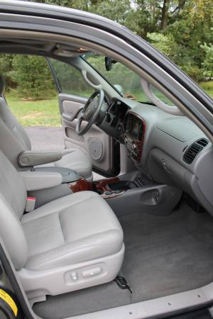 2006 Toyota Sequoia Limited 4WD, Recent 129k Service for sale in Perry Hall, MD – photo 10
