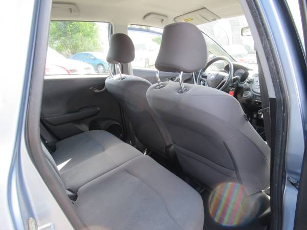 2011 HONDA FIT LX ALL POWER OPTIONS GAS SAVER SHARP RIDE for sale in Johnson City, NY – photo 11