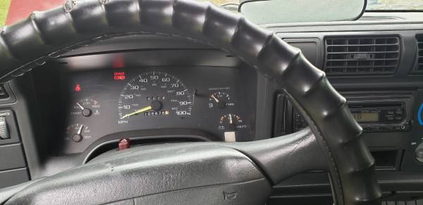 1996 Chevy S10 Pickup Runs Good Newer Clutch $950 OBO 106,000 miles for sale in Stevens Point, WI – photo 4