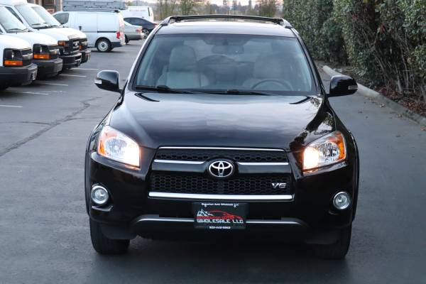 2011 Toyota RAV4 Limited V6 - LEATHER / MOONROOF / ONLY 90K MILES!... for sale in Beaverton, WA – photo 10