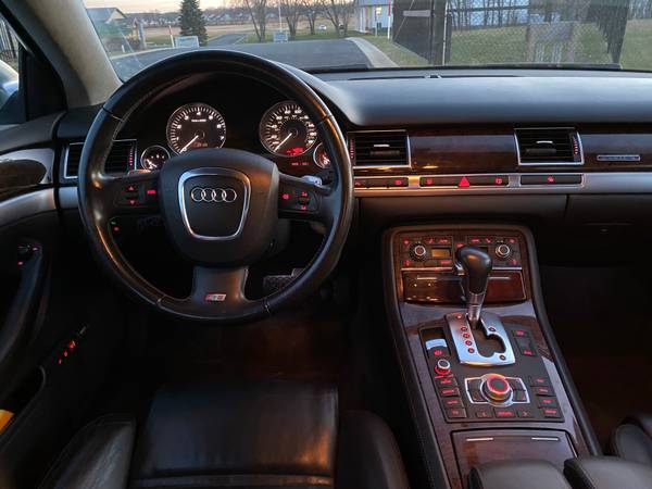 2007 Audi S8 5.2 V10 Quattro - cars & trucks - by dealer - vehicle... for sale in Griffith, IL – photo 10