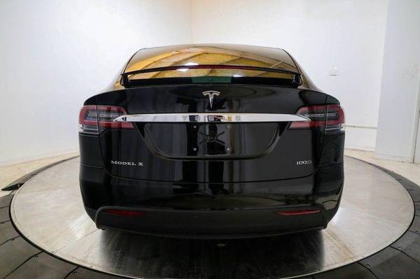 2018 Tesla Model X 100D - - by dealer - vehicle for sale in Sarasota, FL – photo 4
