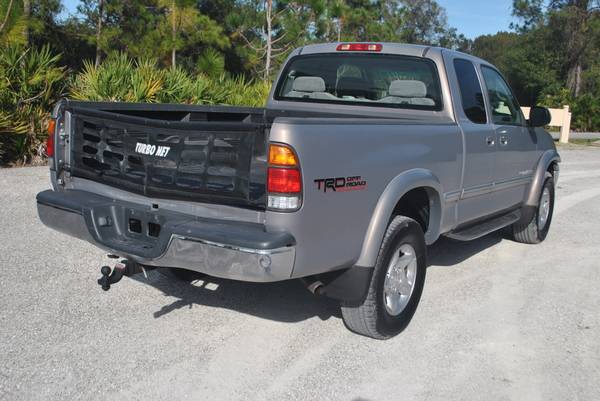 2001 Toyota Tundra Ext Cab 4WD Limited 4.7L V8 TRD Off Road Pkg -... for sale in Clearwater, FL – photo 10