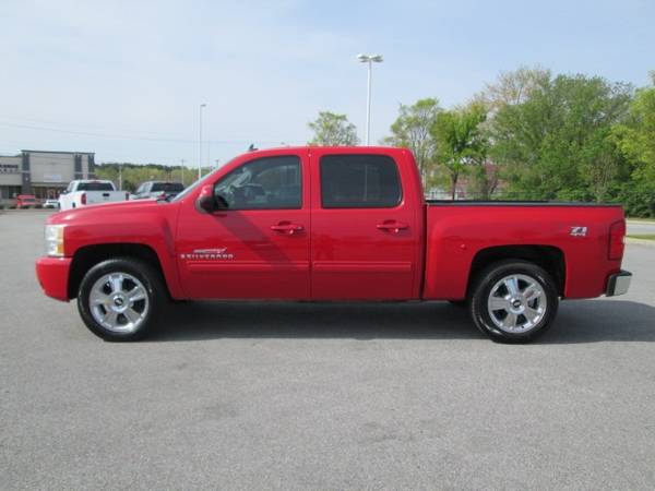 2009 Chevy Chevrolet Silverado 1500 LTZ pickup Victory Red - cars & for sale in Bentonville, AR – photo 2