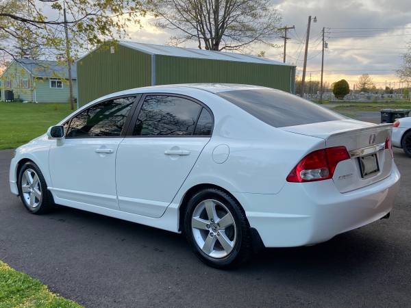 2011 Honda Civic LX-S very clean fully maintained (2 owner car) for sale in Quakertown, PA – photo 2