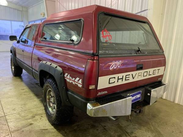 1990 Chevrolet C/K 1500 V8 4X4 - Custom Wheels - Runs Great!! - cars... for sale in La Crescent, WI – photo 3