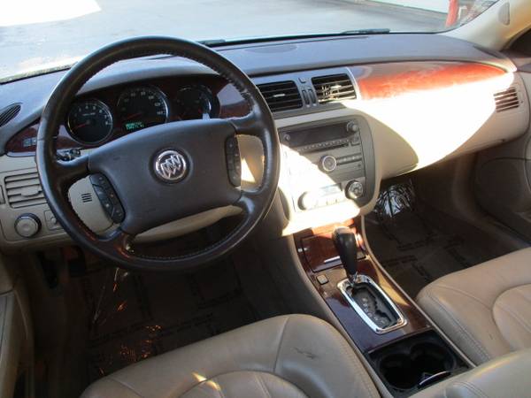 2008 Buick Lucerne CXL**Local Trade/Loaded**{www.dafarmer.com} -... for sale in CENTER POINT, IA – photo 7