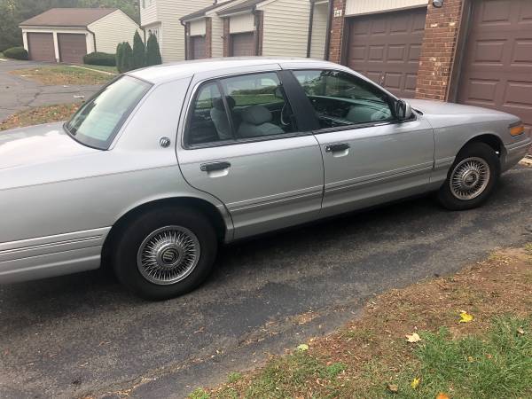 1995 Mercury Grand Marquis for sale in South Windsor, CT – photo 8
