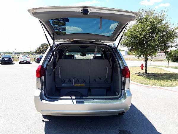2004 Toyota Sienna 4d Wagon XLE CALL FOR DETAILS AND PRICING for sale in Kyle, TX – photo 20