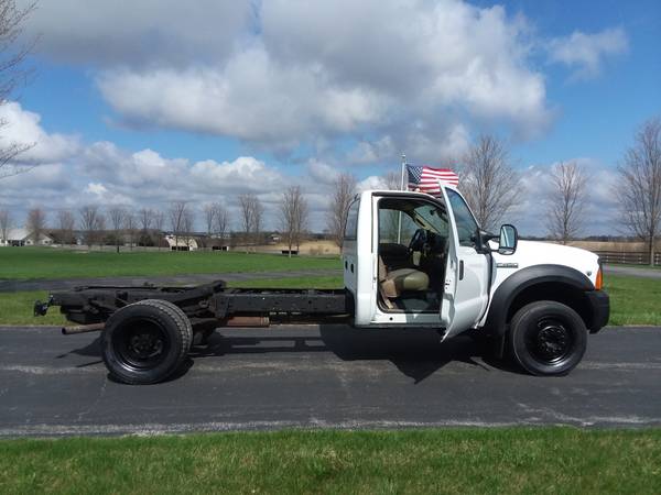 2005 Ford F450 XL Super Duty Cab and Chassis 42k Mi V10 Gas for sale in Gilberts, IA – photo 3