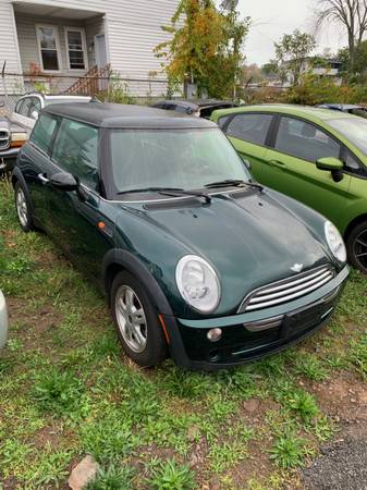 Mini Cooper - cars & trucks - by owner - vehicle automotive sale for sale in New Britain, CT – photo 2