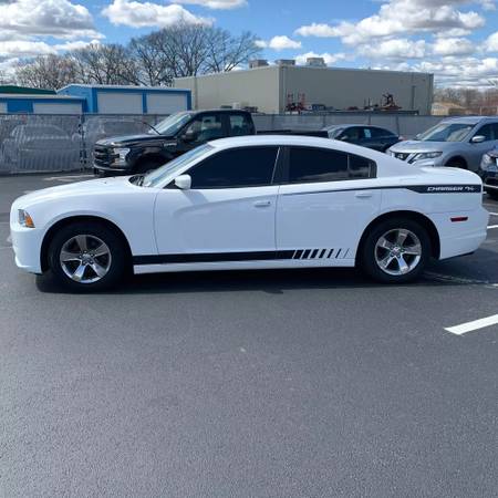 ! 2013 DODGE CHARGER SEDAN ! - - by dealer - vehicle for sale in Rowley, MA – photo 5