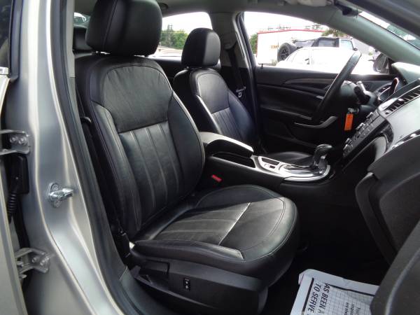 2011 Buick Regal CXL RL2 - Sunroof! Htd Leather! Pwr Seat! for sale in Pinellas Park, FL – photo 16