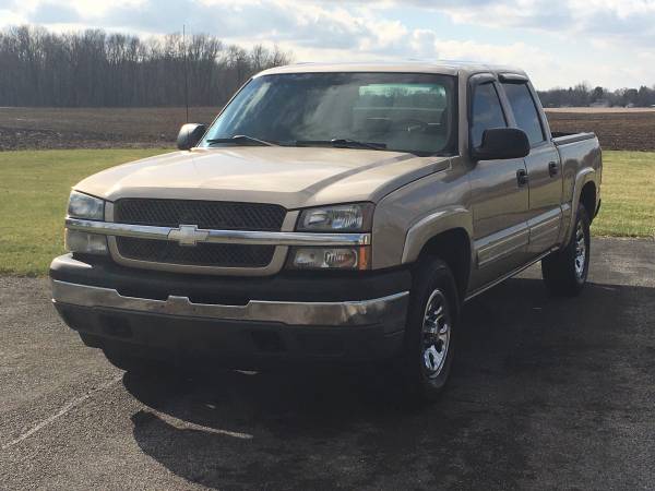 2005 Chevrolet Silverado LS 4X4 Quad Cab Southern Truck $9650 - cars... for sale in Chesterfield Indiana, IN – photo 3