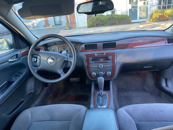 07 Chevy impala 132000 miles forsale for sale in Virginia Beach, VA – photo 8