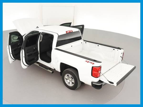 2018 Chevy Chevrolet Silverado 1500 Crew Cab LT Pickup 4D 5 3/4 ft for sale in Lewisville, TX – photo 17