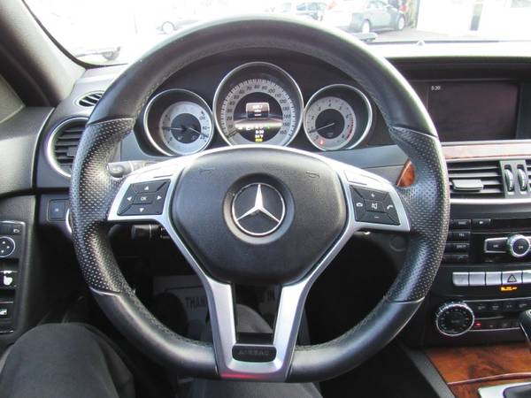2013 Mercedes-Benz C-Class C 300 4MATIC for sale in Grayslake, IL – photo 18