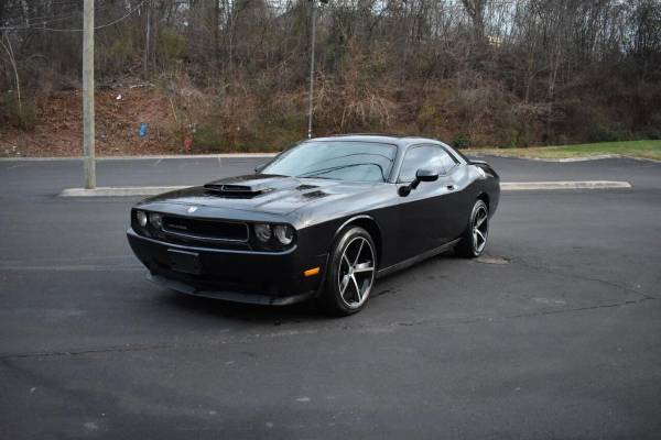 2010 Dodge Challenger R/T 2dr Coupe - - by dealer for sale in Knoxville, TN – photo 5