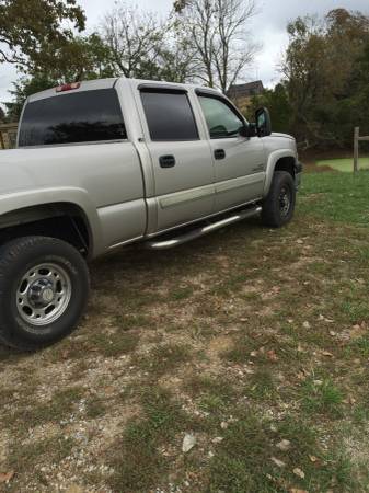 05 Chevy duramax for sale in Lebanon, KY – photo 3