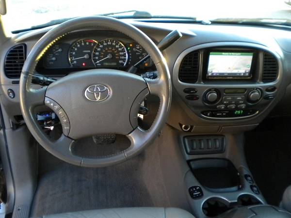 2005 Toyota Sequoia LTD 4WD - cars & trucks - by dealer - vehicle... for sale in Omaha, NE – photo 13