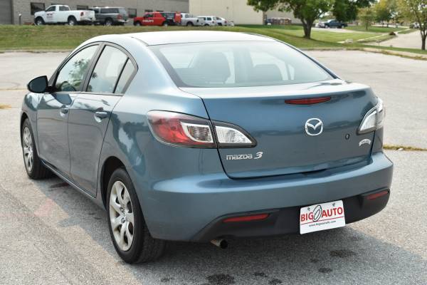 2011 Mazda 3 Mazda3 I-Sport ***CLEAN NEBRASKA TITLE W/82K MILES... for sale in Omaha, IA – photo 7